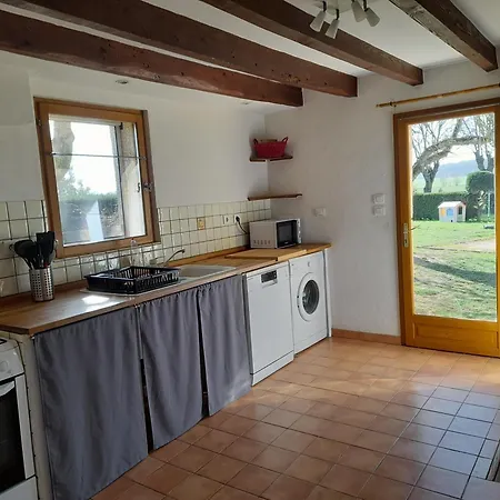 A La Campagne Avec Jardin Et Piscine * Brens (Tarn)